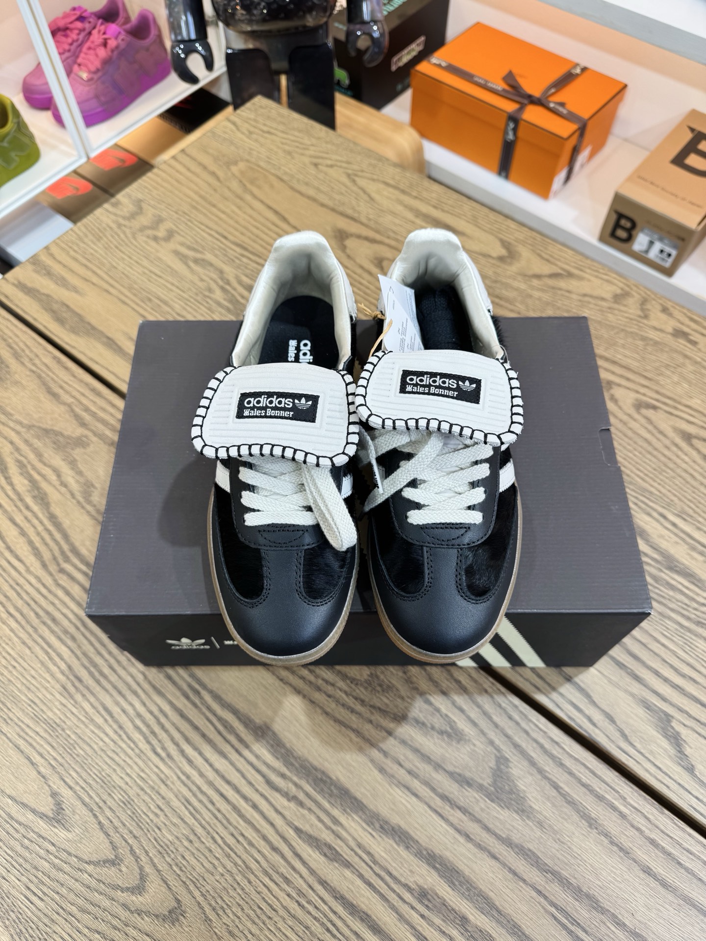 WALES BONNER x Samba IE0580 Pony Tonal 馬毛鞋面 高級感很濃