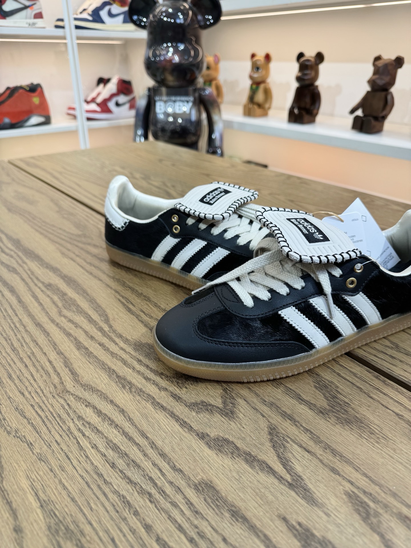 WALES BONNER x Samba IE0580 Pony Tonal 馬毛鞋面 高級感很濃