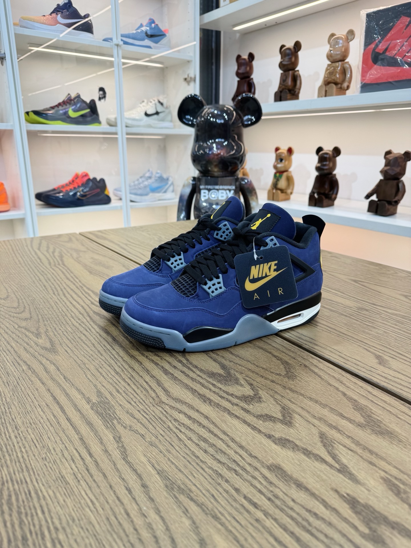 AJ4 Retro 紫金配色 Lakers US7-16 FV5029-500