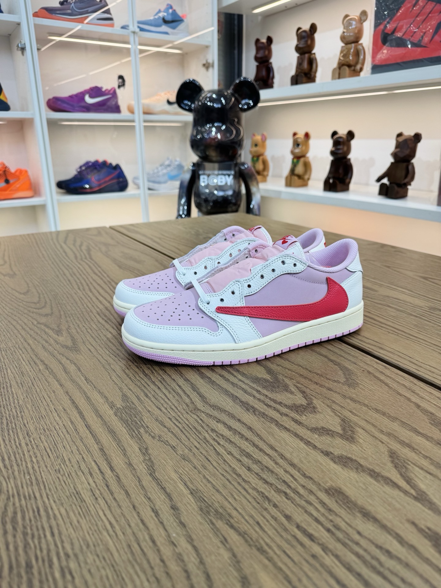 Travis Scott AJ1 Low OG 倒鈎 No.11代 猛男粉 IQ7604-101