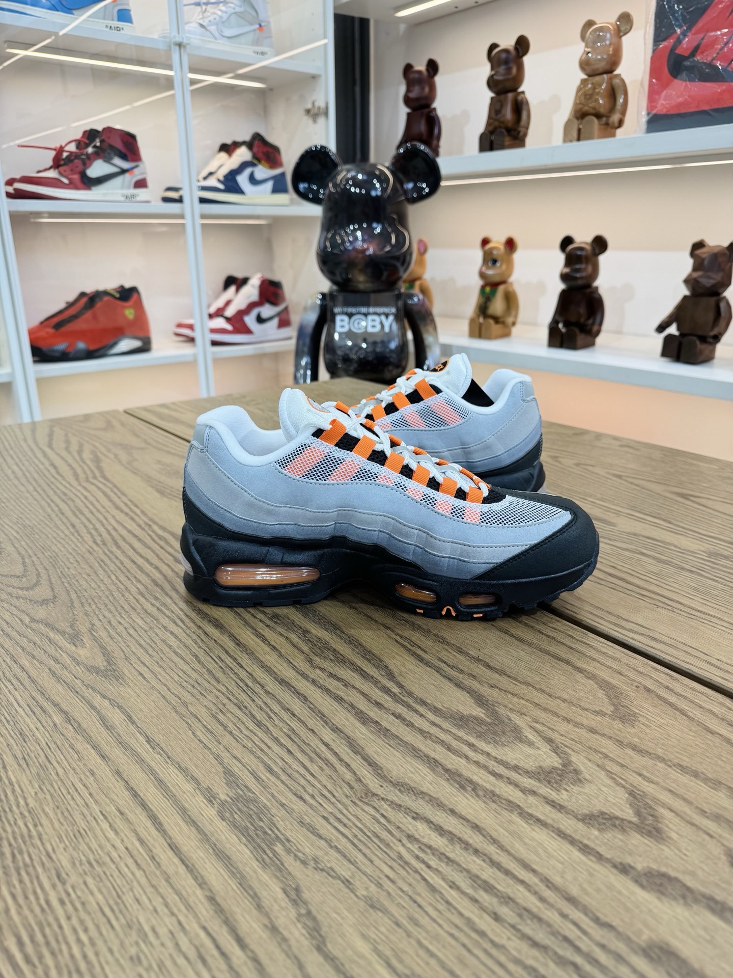 AirMax 95 OG  灰橙色 'Bright Mandarin'  HM4740-005