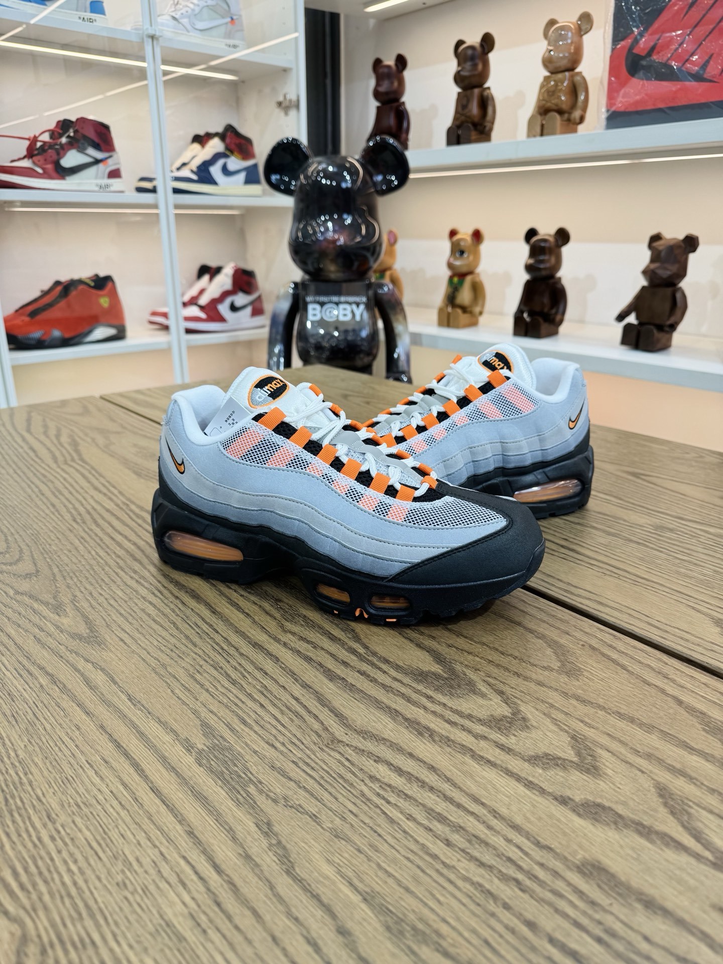 AirMax 95 OG  灰橙色 'Bright Mandarin'  HM4740-005