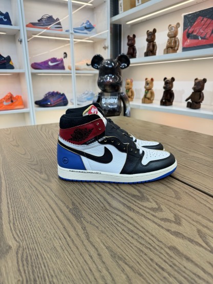 Jordan × Union x Fragment Design AJ1 High OG 三方聯名 黑白藍 尺碼 40-48.5「US7-14」 IO7847-002