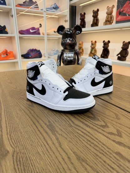 Jordan × Union x Fragment Design AJ1 High OG SP 三方聯名 黑白色 尺碼 40-48.5「US7-14」 II7282-100