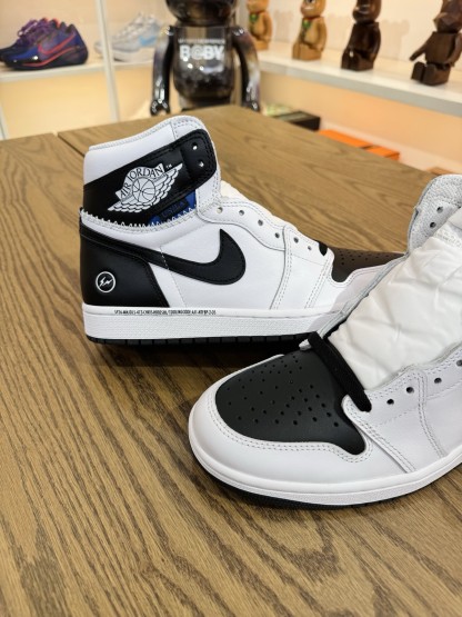 Jordan × Union x Fragment Design AJ1 High OG SP 三方聯名 黑白色 尺碼 40-48.5「US7-14」 II7282-100