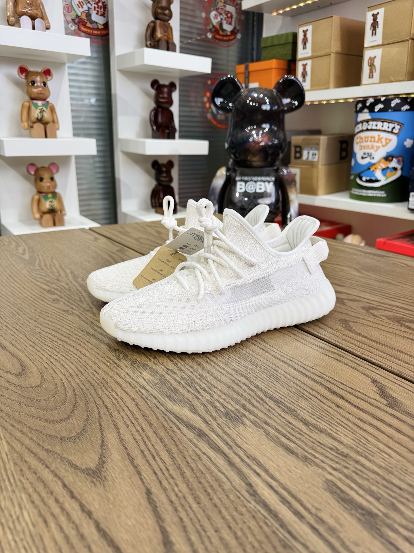Yeezy 350 V2 Bone HQ6316 全白2.0