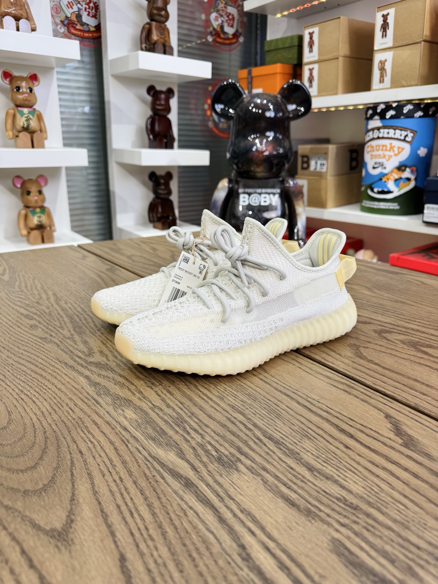 Yeezy 350 V2 Light GY3438 白黃 變色小雛菊