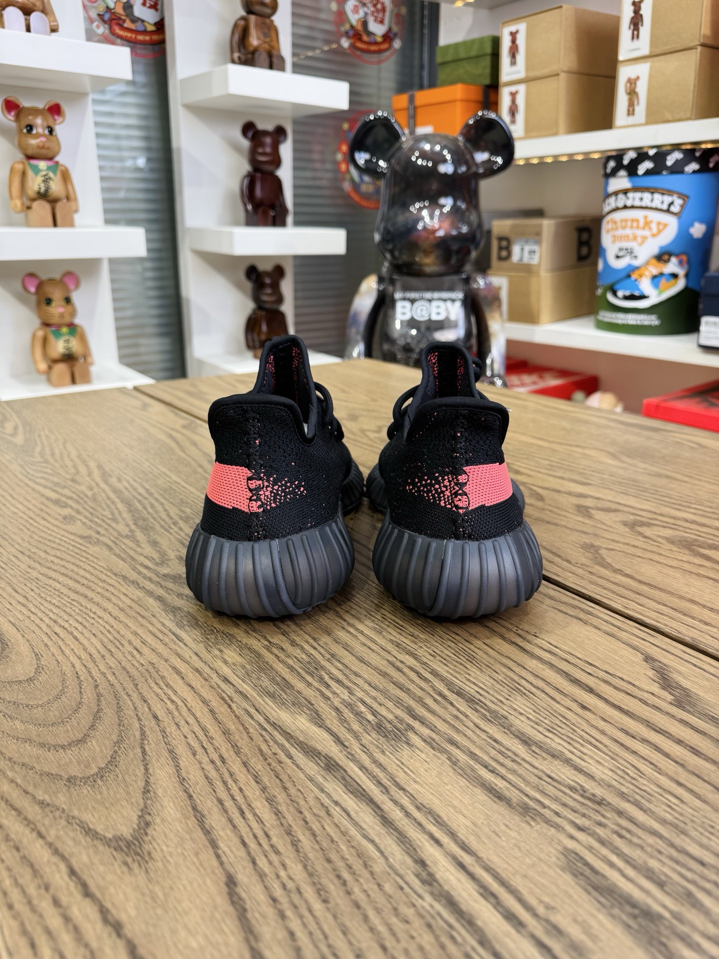 Yeezy 350 V2 Core Black Red BY9612 黑紅