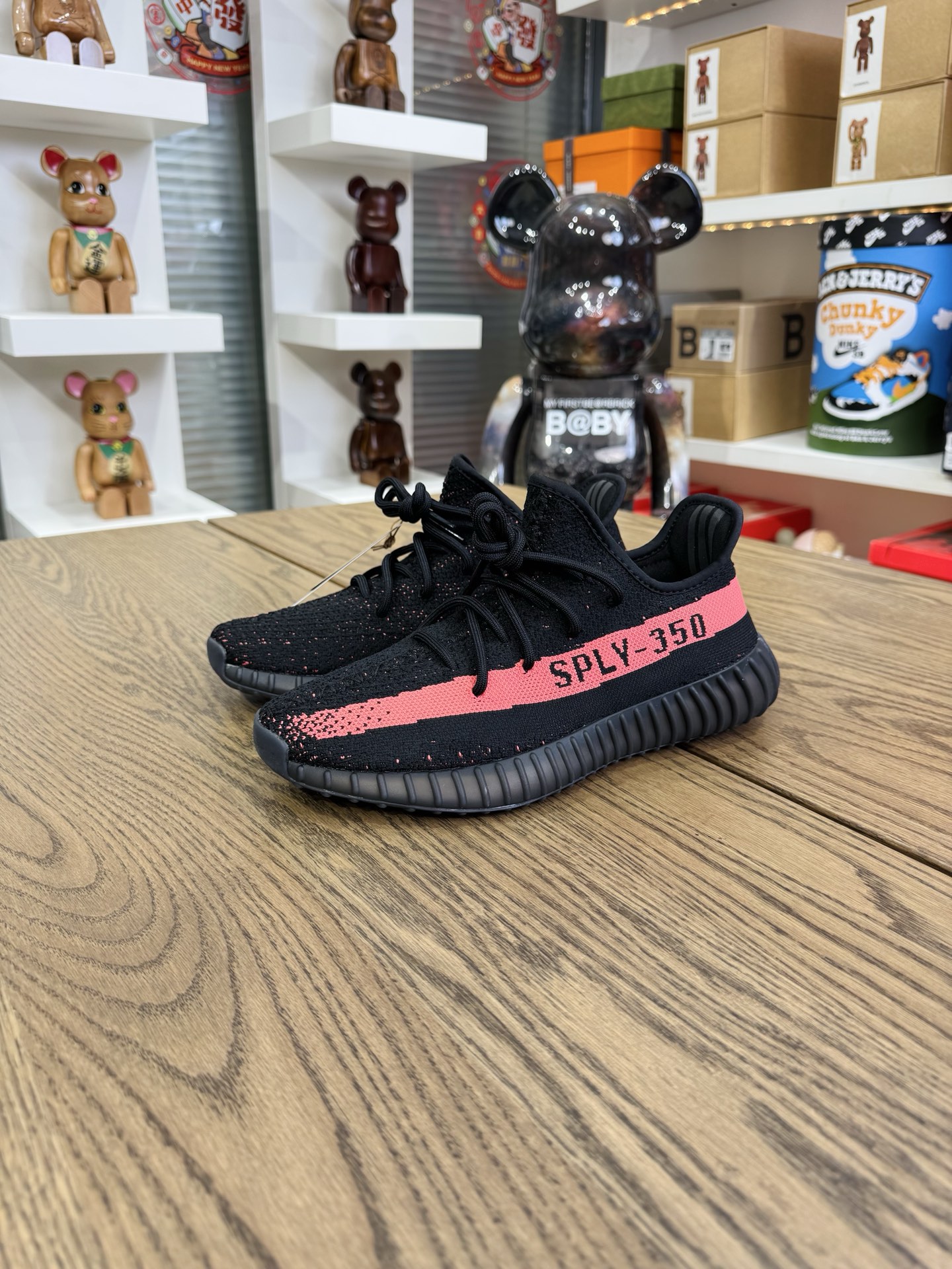 Yeezy 350 V2 Core Black Red BY9612 黑紅