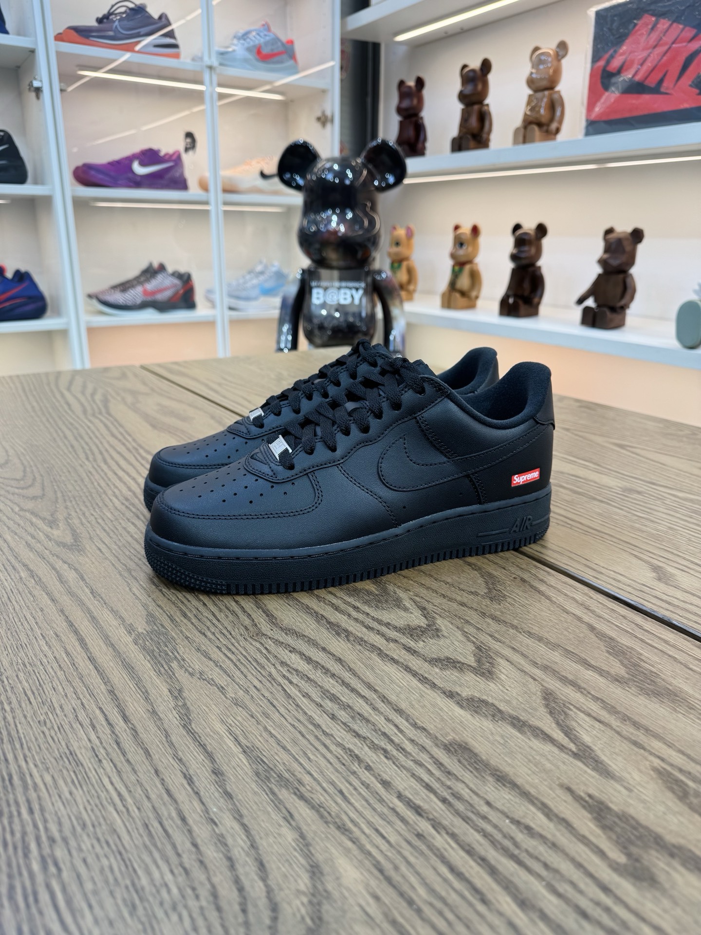 Supreme AF1 box Logo CU9225-001  黑武士（翻蓋鞋盒）