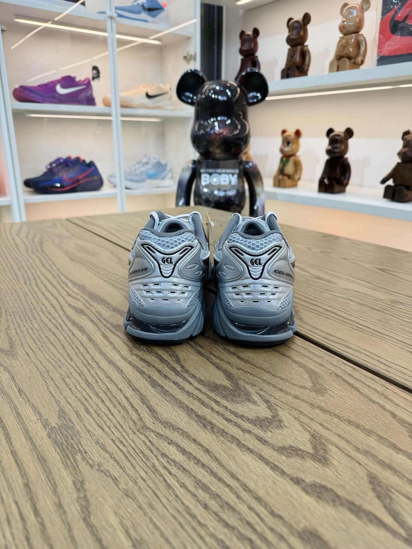 URBAN RESEARCH ASICS Gel-Kayano 14 銀黑色 1203A706-020