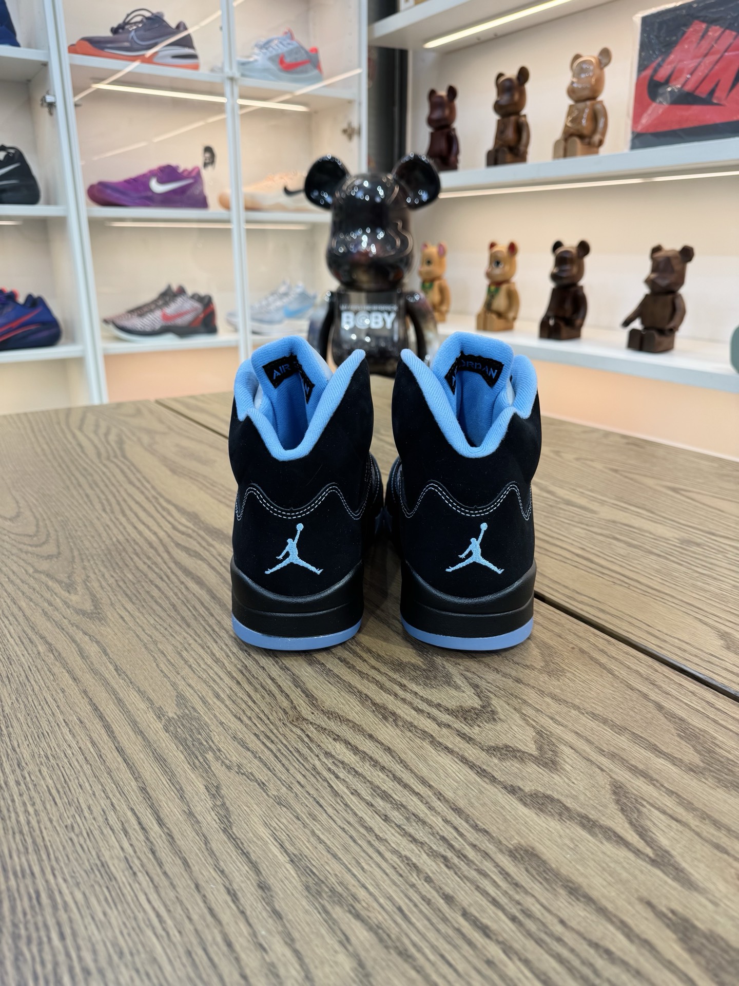 AJ5 Black/UNC 大學藍 2026版復刻回歸 DD0587-008