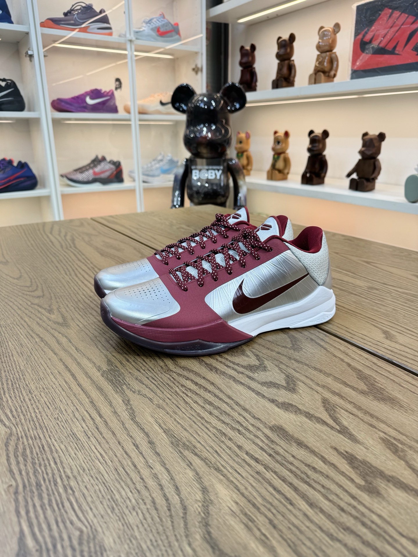 Kobe 5 Protro  Lower Merion Aces Away  高中配色 銀白 IM0557-001