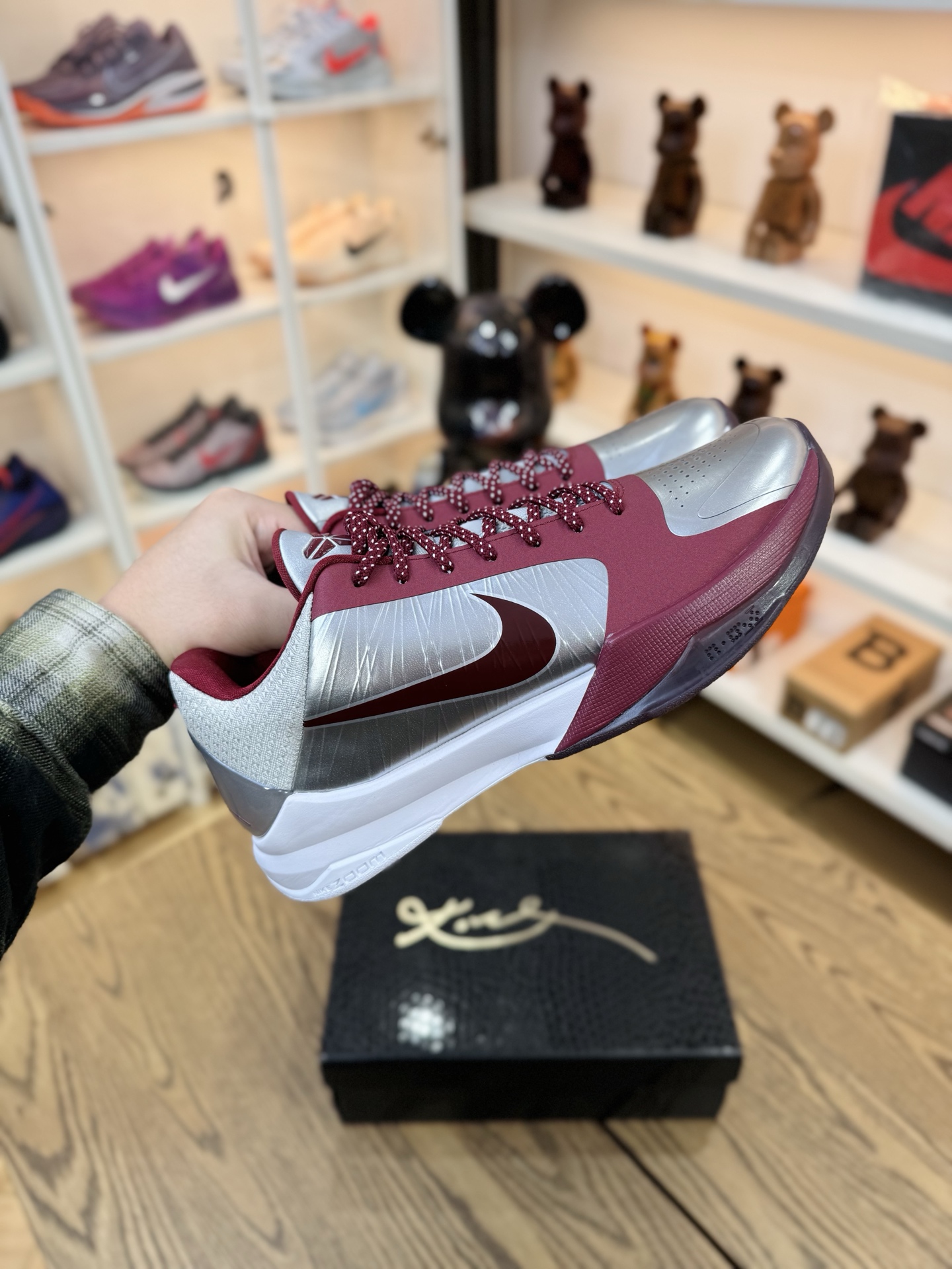 Kobe 5 Protro  Lower Merion Aces Away  高中配色 銀白 IM0557-001