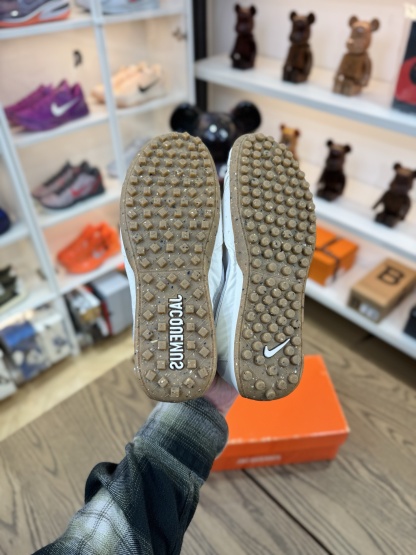 Jacquemus Moon 米白色 柔軟 鬆弛感拉滿了 HV8547-002