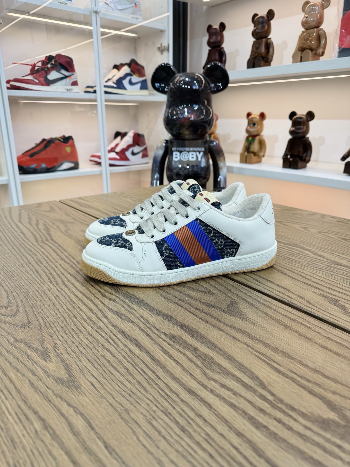 【💥清倉特價💥】 GG髒鞋 白藍老花 尺碼：41-UK7 （偏大 42-42.5都可穿） 品相佳：G
