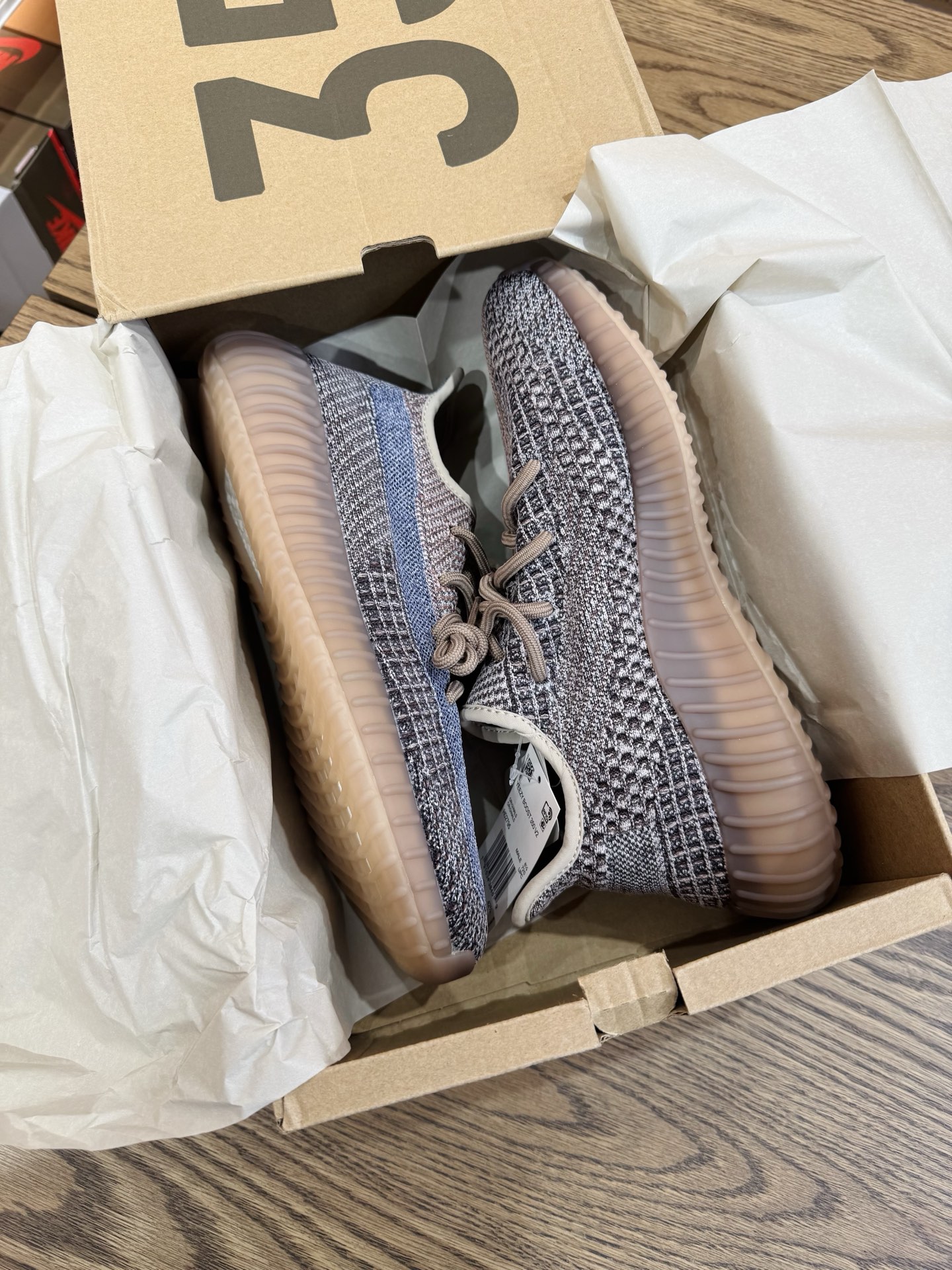 【💥清倉特價💥】 Yeezy350v2 H02795  尺碼：42.5-US9-26.5 品相佳：G 