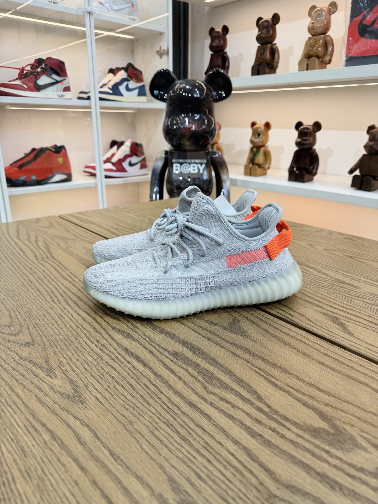 【💥清倉特價💥】 Yeezy350v2 FX9017 尺碼：42.5-US9-26.5 品相佳：G 
