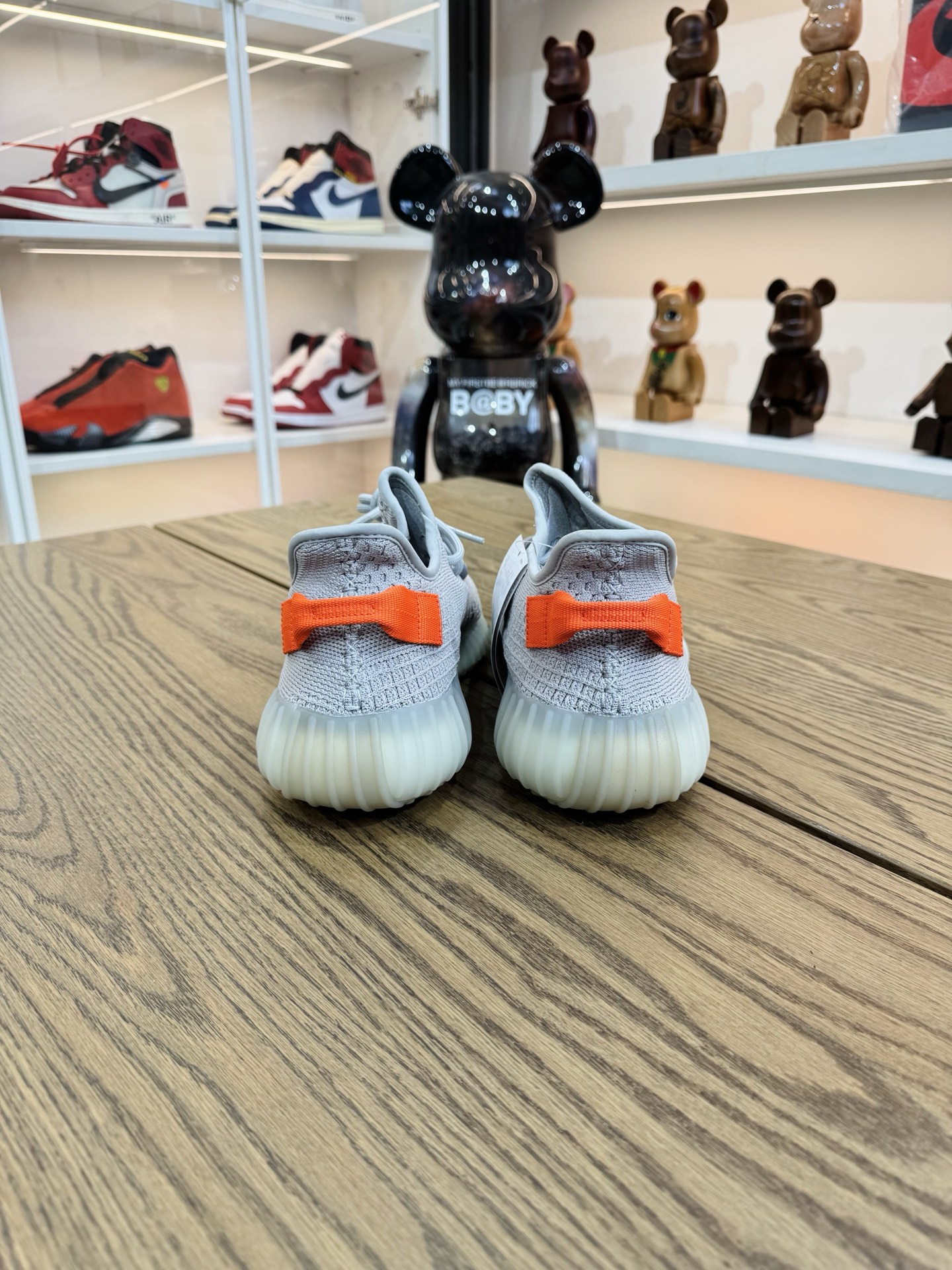 【💥清倉特價💥】 Yeezy350v2 FX9017 尺碼：42.5-US9-26.5 品相佳：G 