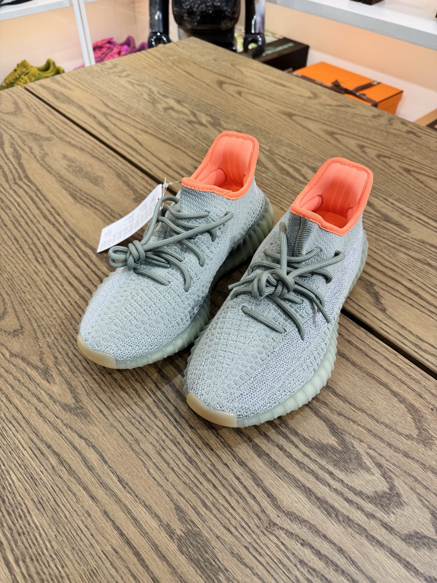【💥清倉特價💥】 Yeezy350v2 FX9035 尺碼 40-US7-24.5 品相佳：G 