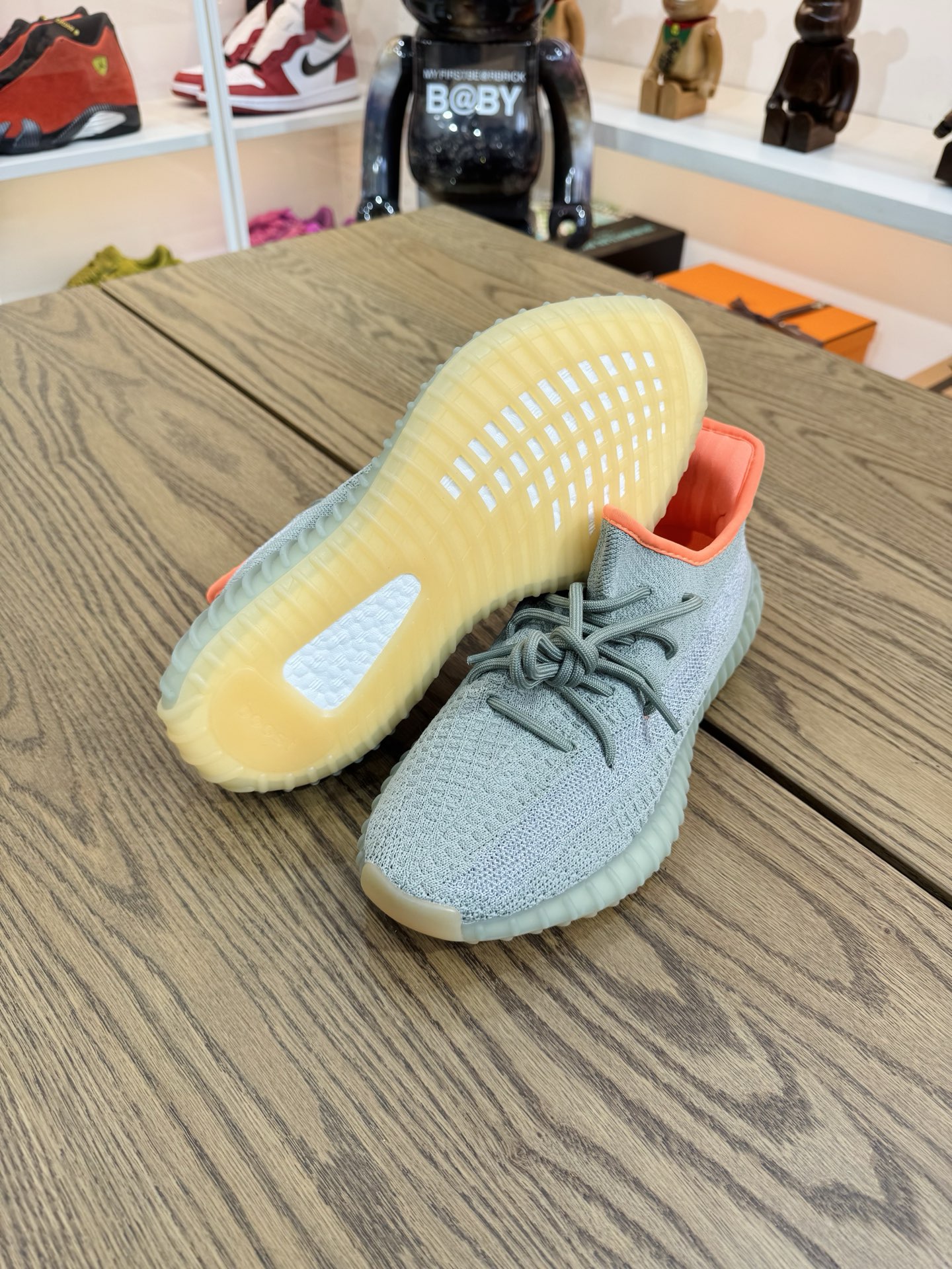 【💥清倉特價💥】 Yeezy350v2 FX9035 尺碼 40-US7-24.5 品相佳：G 