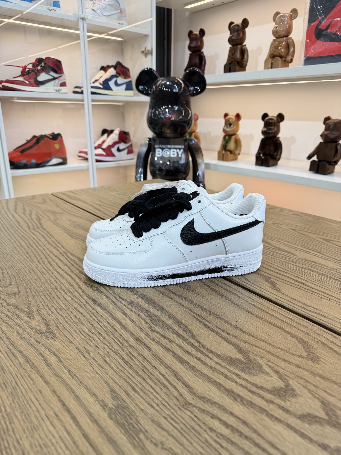 💥清倉特價💥 AF1 權志龍 白色 尺碼 41-US8-26 品相佳：G 