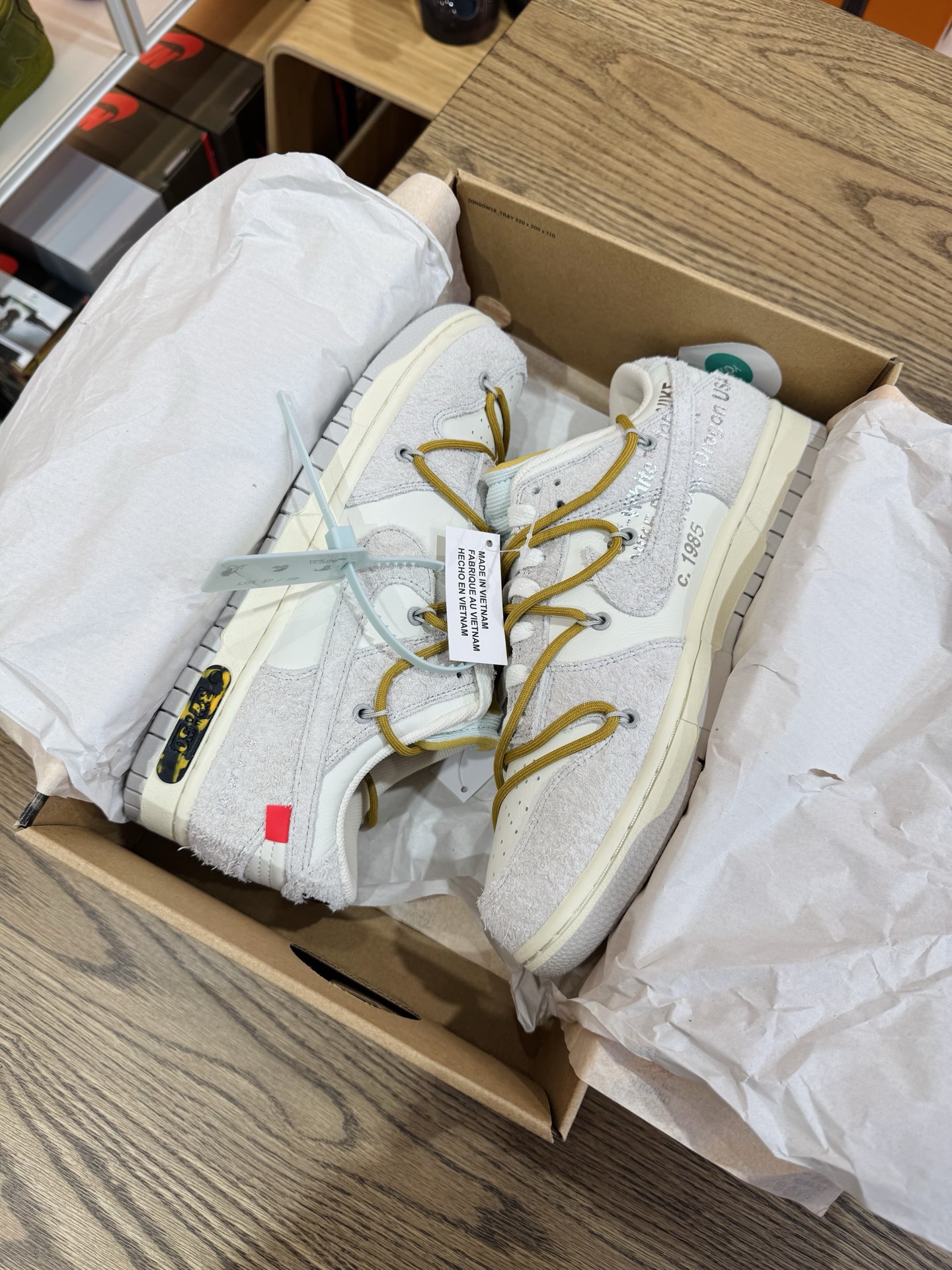 【💥清倉特價💥】 DUNK OW 配色No.37 尺碼 41-US8-26 品相佳：G 