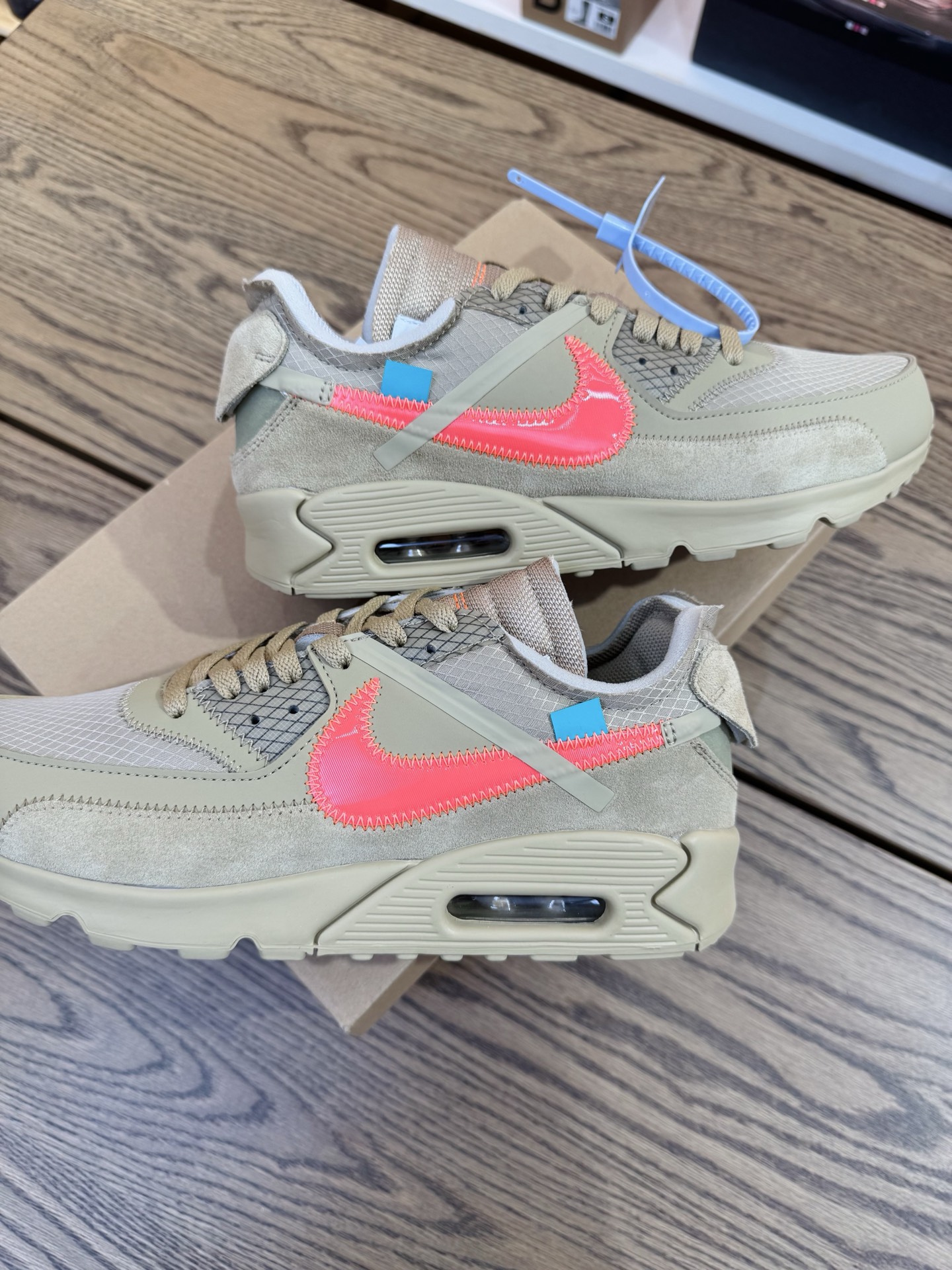 OW x Air Max 90 OG款 THE TEN 沙漠黃 AA7293-200