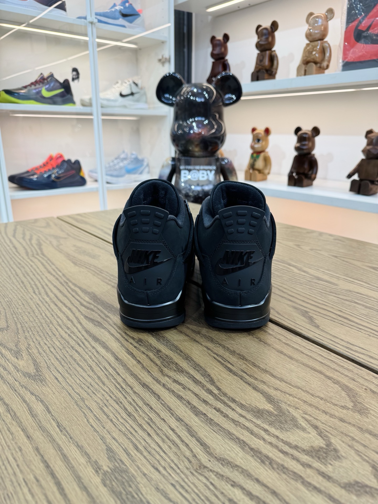 AJ4 Black Cat 黑貓 2025復刻款 可訂製超大碼（US15/16） FV5029-010