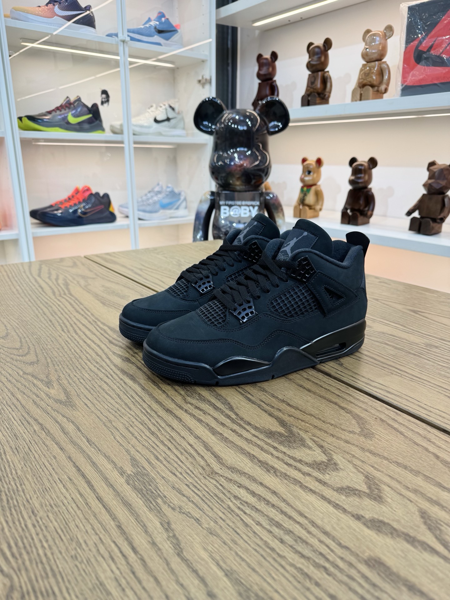 AJ4 Black Cat 黑貓 2025復刻款 可訂製超大碼（US15/16） FV5029-010