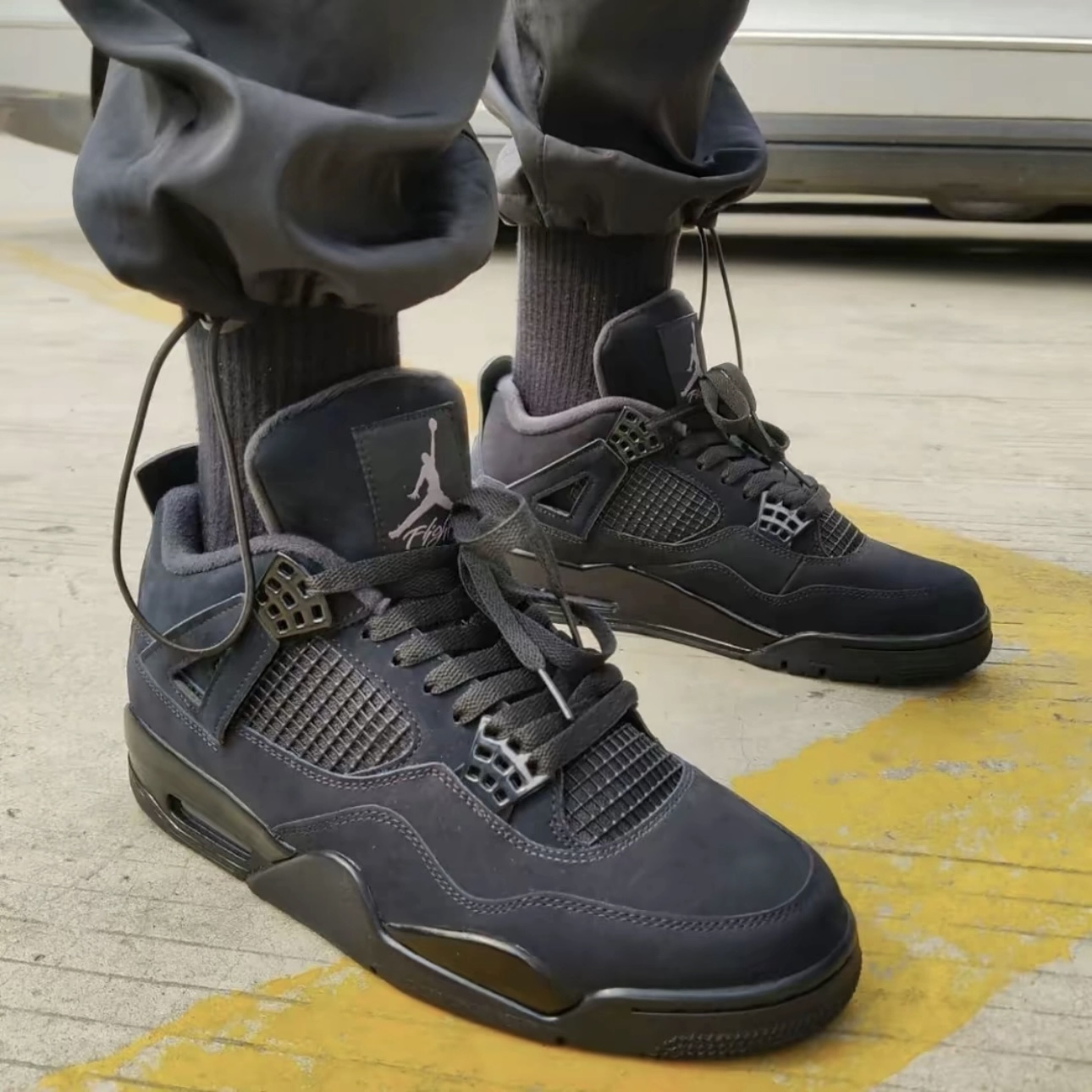 AJ4 Black Cat 黑貓 2025復刻款 可訂製超大碼（US15/16） FV5029-010