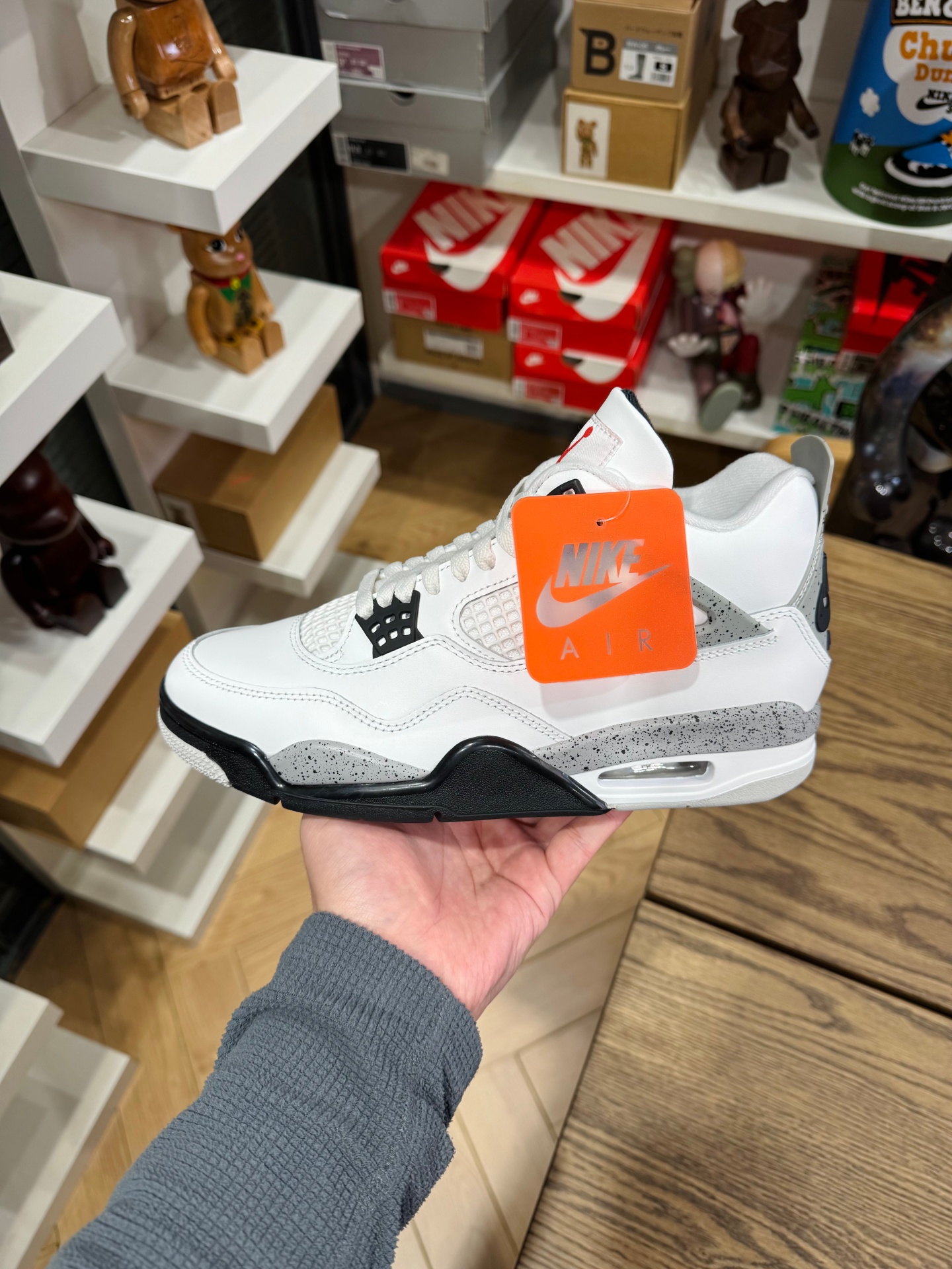 AJ4 White Cement  白水泥回歸 2025復刻版 fv5029-100