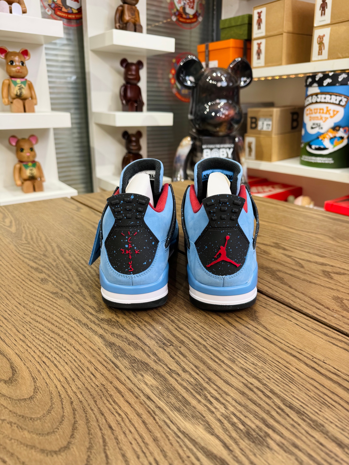 Travis Scott x AJ4 冰藍 Cactus Jack 308497-406