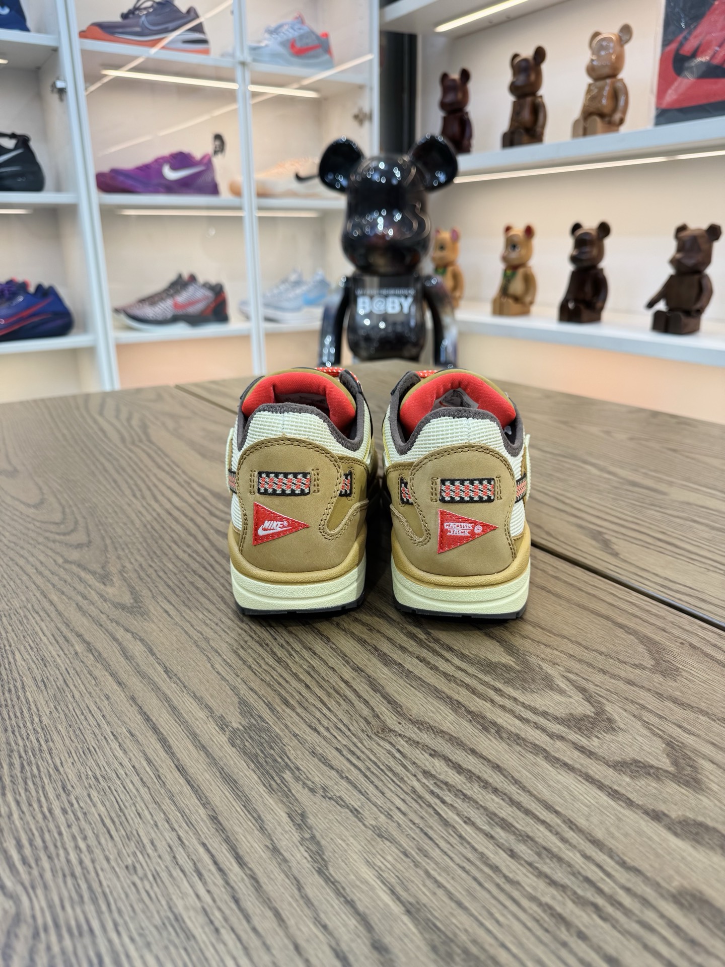 Travis Scott x Air Max 1 復古小麥色  "wheat" DO9392-701