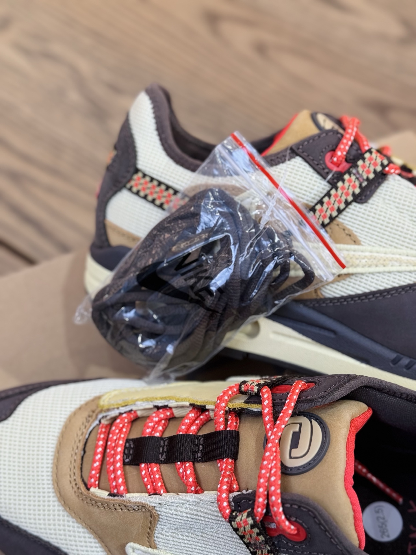 Travis Scott x Air Max 1 巴洛克棕  "baroque brown" DO9392-200