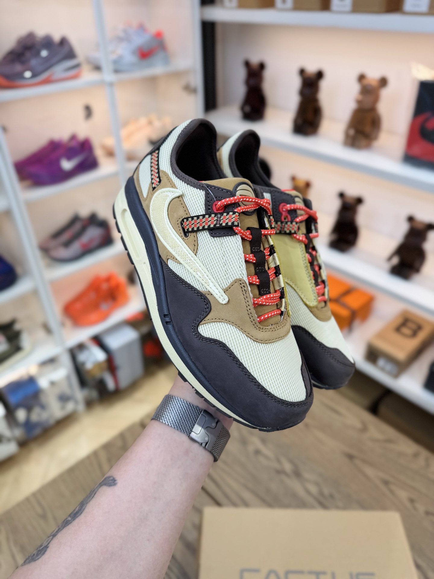 Travis Scott x Air Max 1 巴洛克棕  "baroque brown" DO9392-200