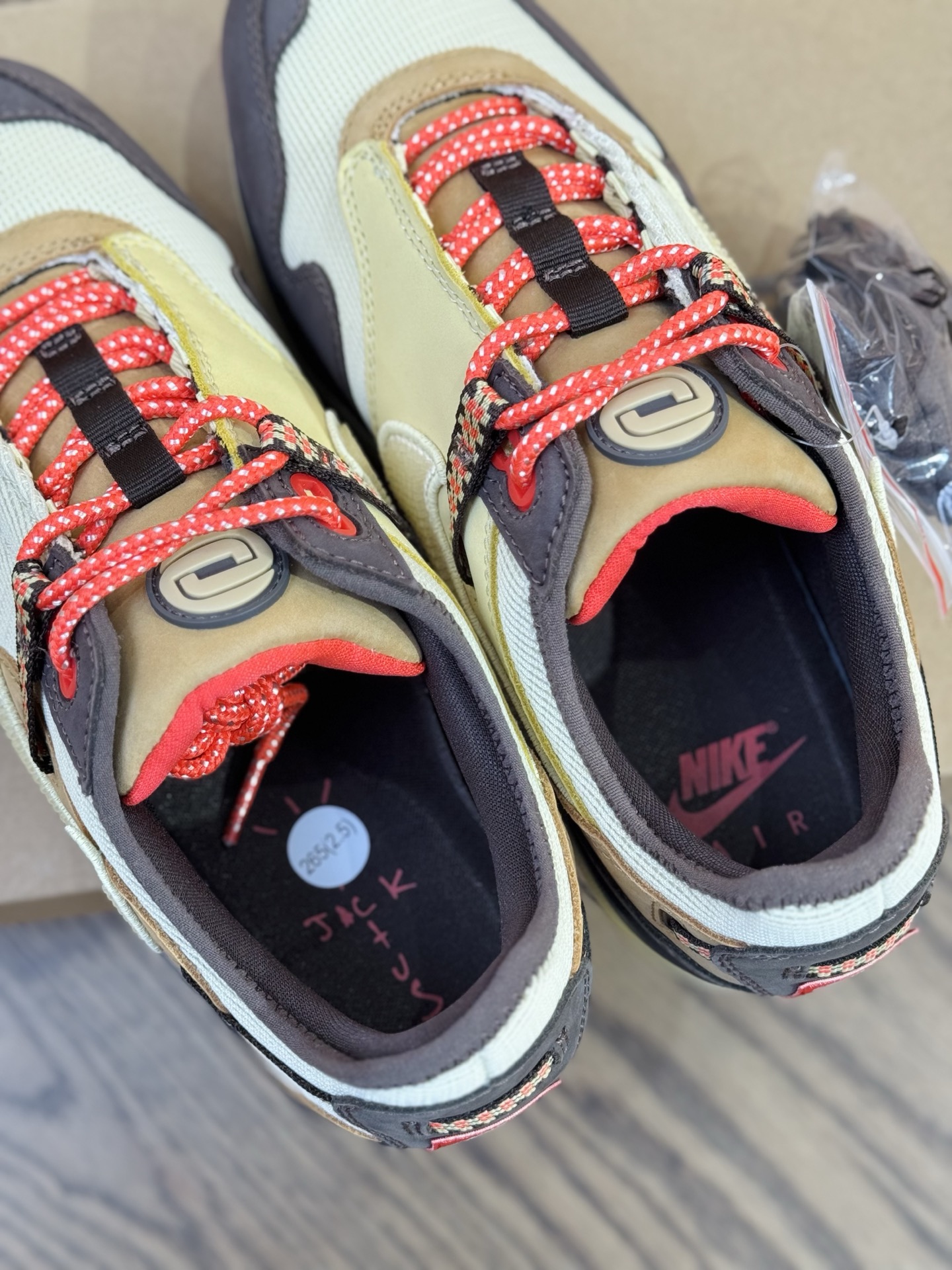 Travis Scott x Air Max 1 巴洛克棕  "baroque brown" DO9392-200