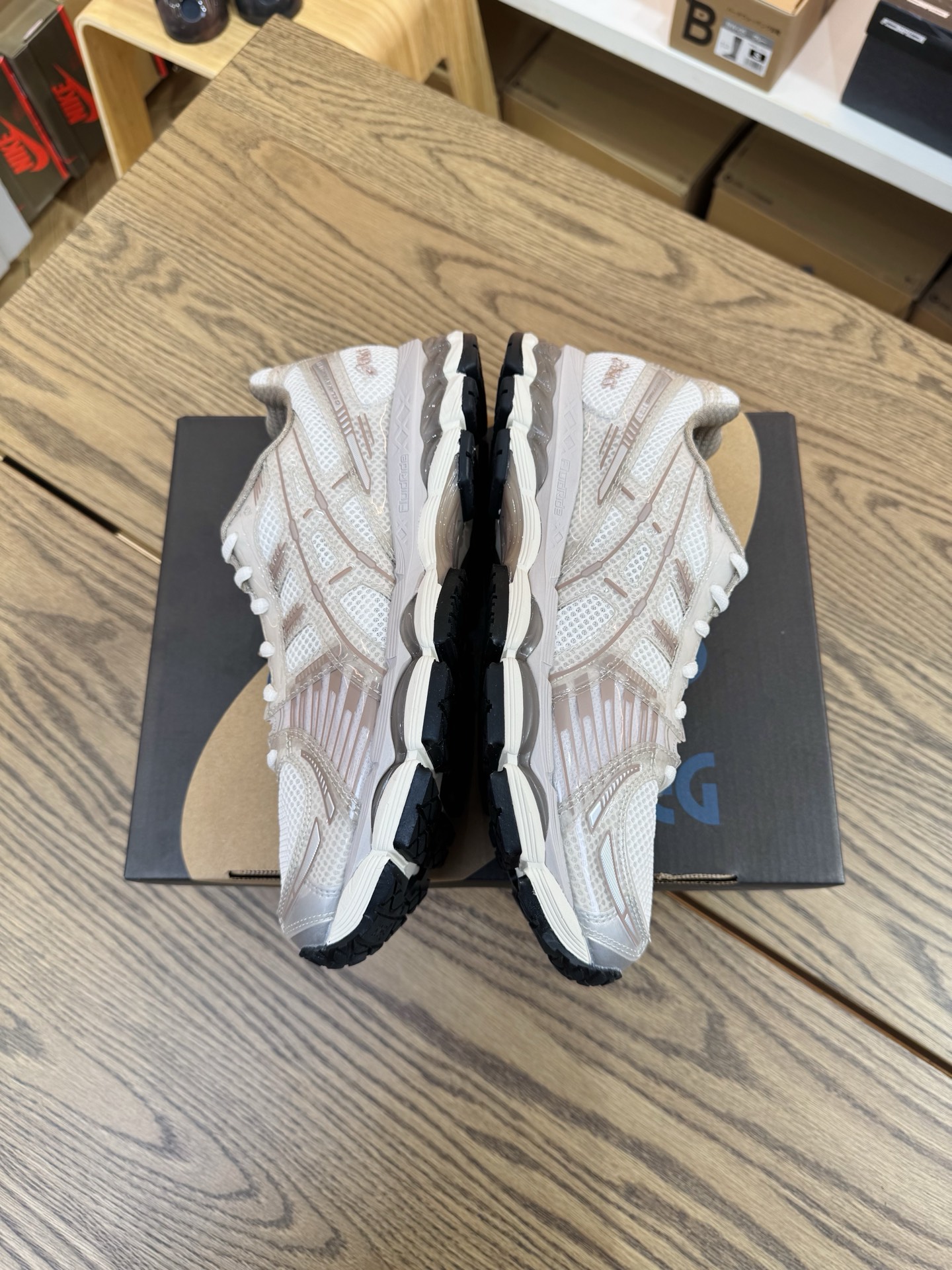 KITH x ASICS GEL Kayano 12.1 Loyalty Pack  米色 1203B144-100