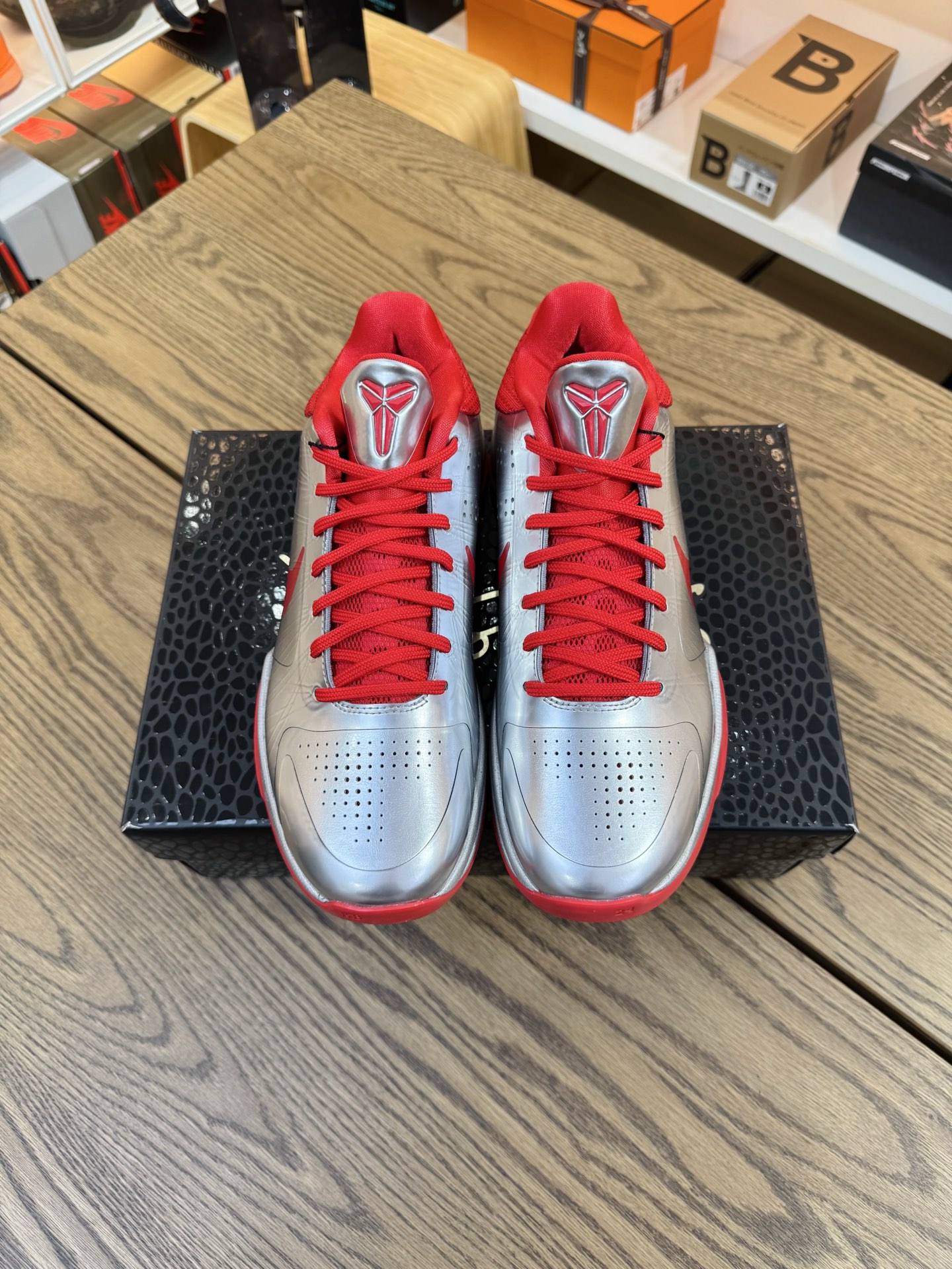 Kobe 5 Caitlin Clark 鏡面 金屬銀紅色 克拉克2.0 IV2712-001