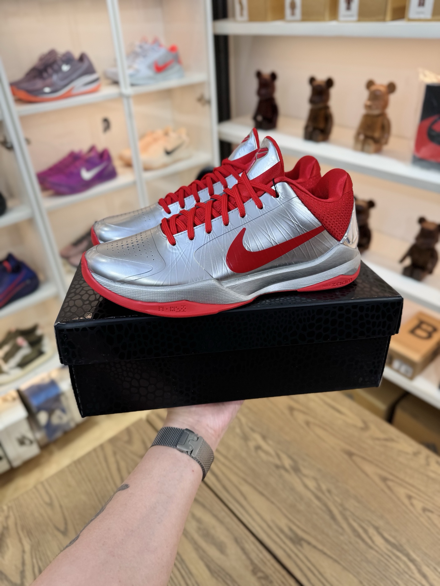 Kobe 5 Caitlin Clark 鏡面 金屬銀紅色 克拉克2.0 IV2712-001