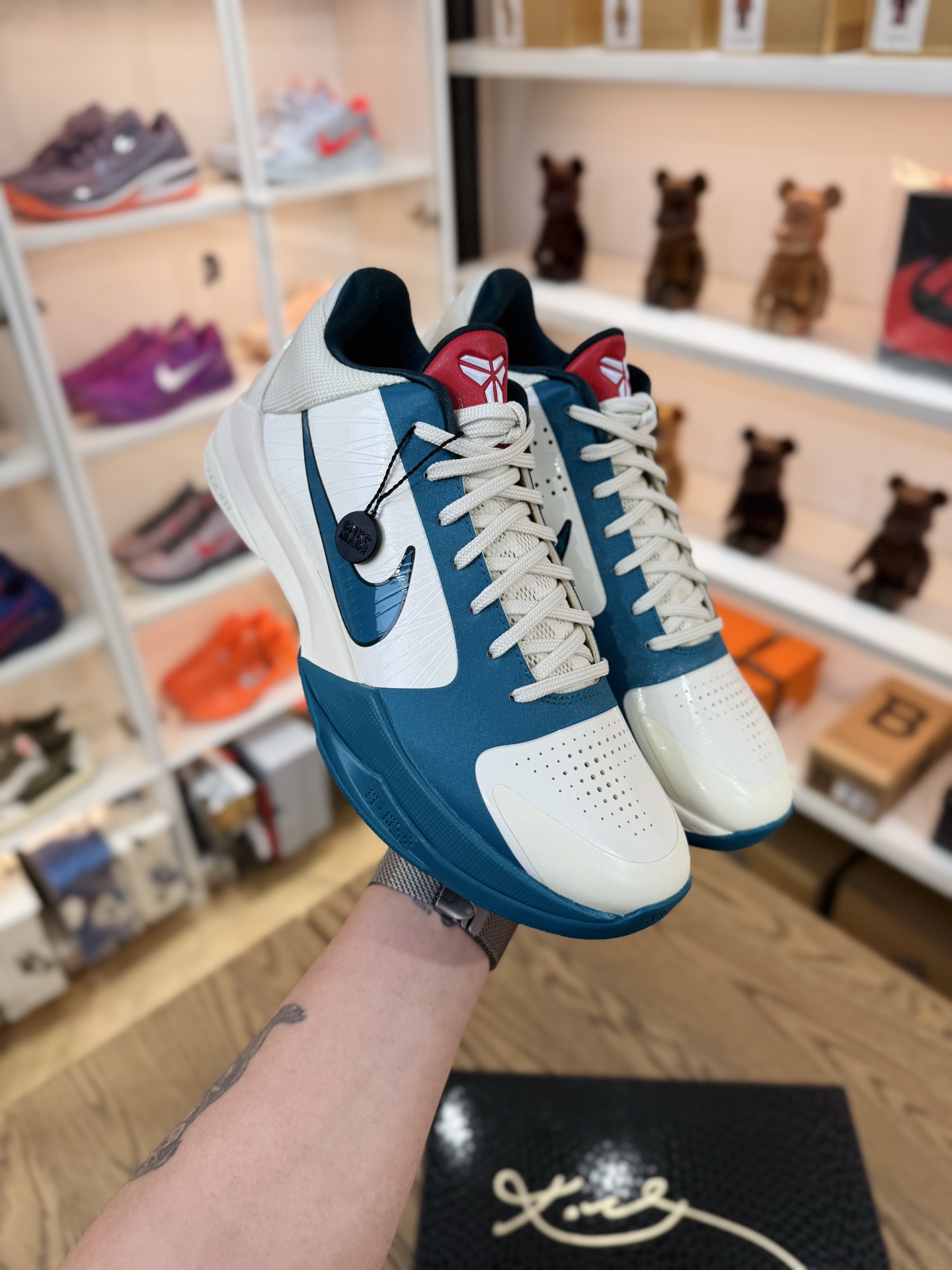 Kobe 5 Caitlin Clark Protro PE專屬 白藍色 IZ1852-100