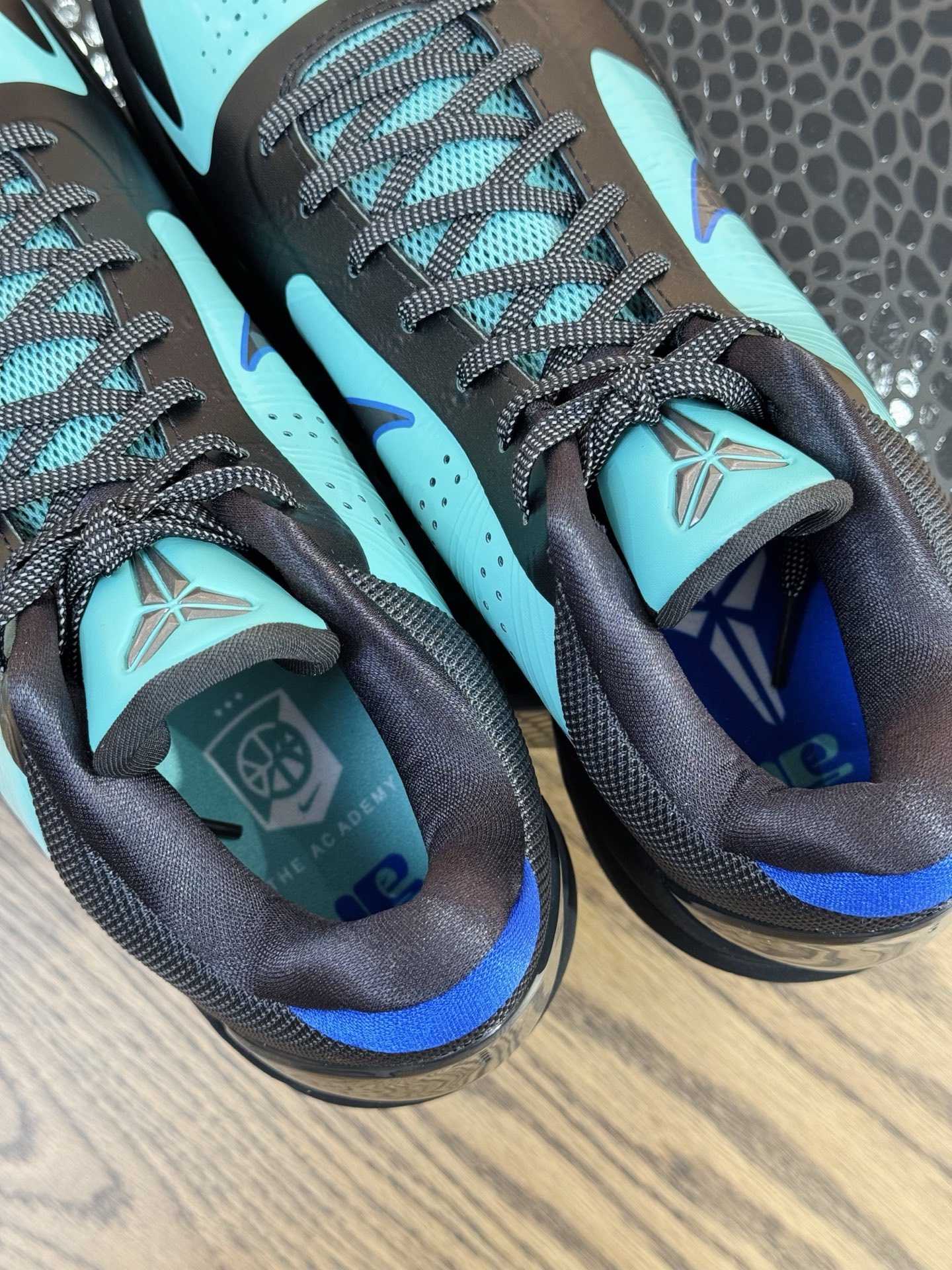 Kobe 5 Protro EYBL P 蒂芙尼綠 IH0274-300（限量款式‼️）