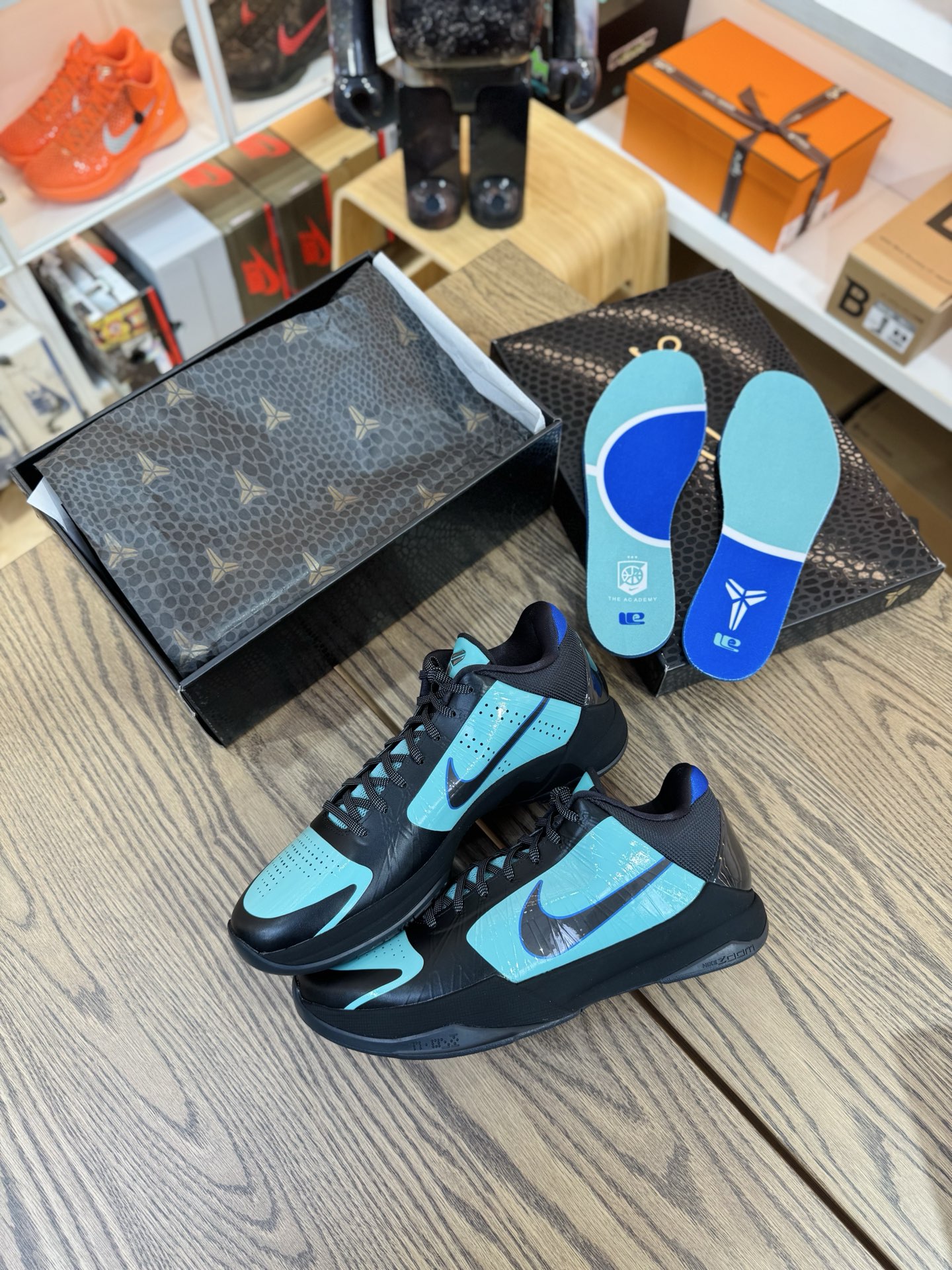Kobe 5 Protro EYBL P 蒂芙尼綠 IH0274-300（限量款式‼️）