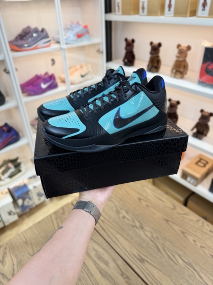 Kobe 5 Protro EYBL P 蒂芙尼綠 IH0274-300（限量款式‼️）