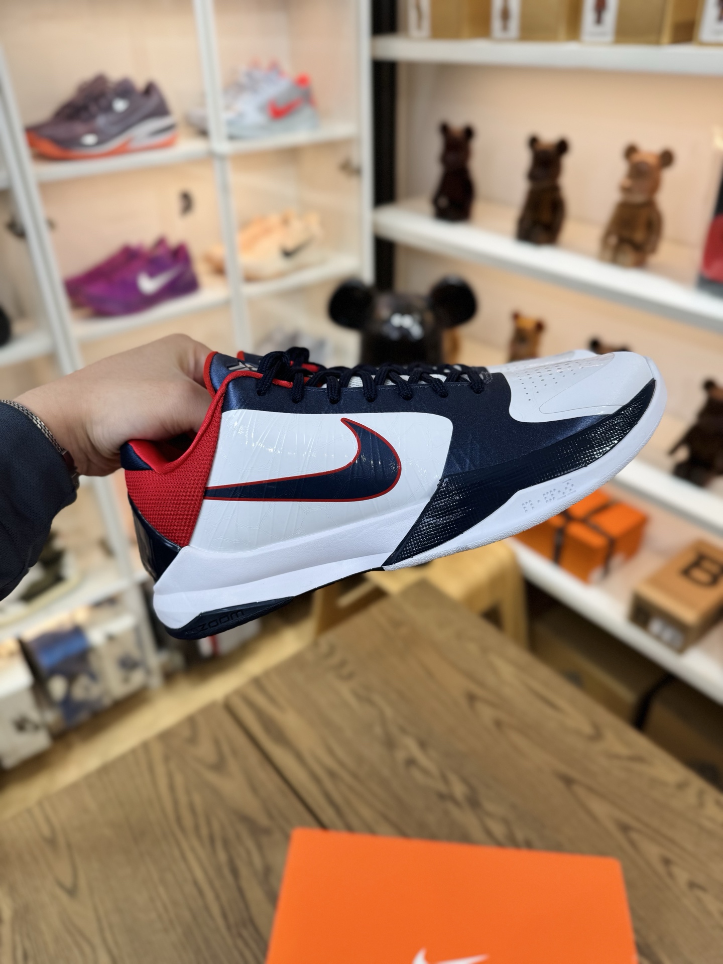 Kobe 5 USA 美國隊  386429-103（限量配色‼️） 