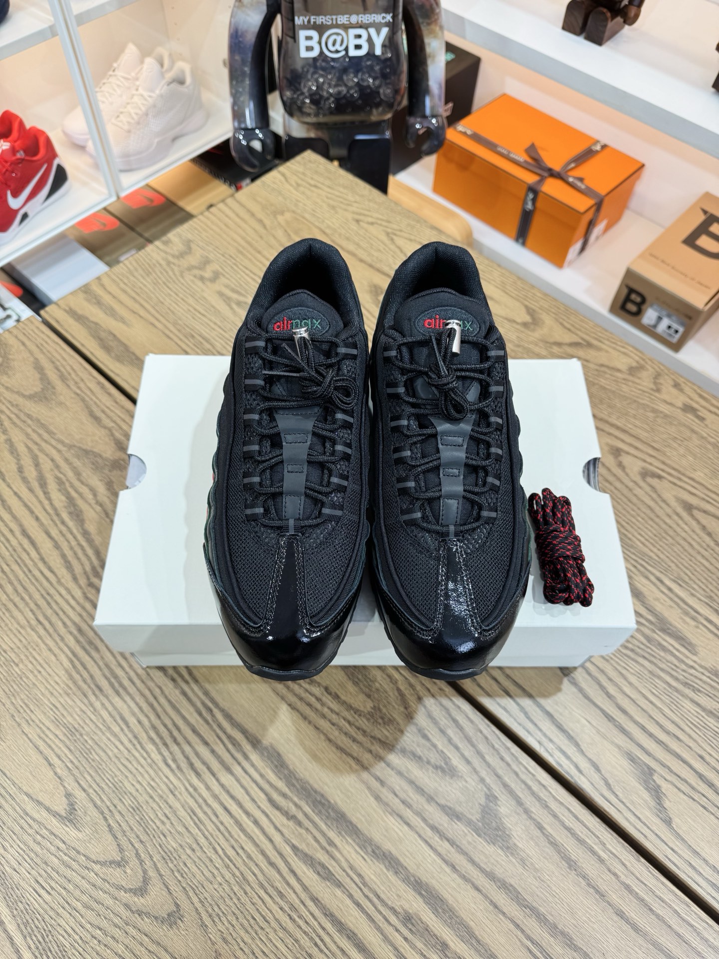 UNDEFEATED 聯名款 AirMax 95 OG 黑紅 IB4453-001