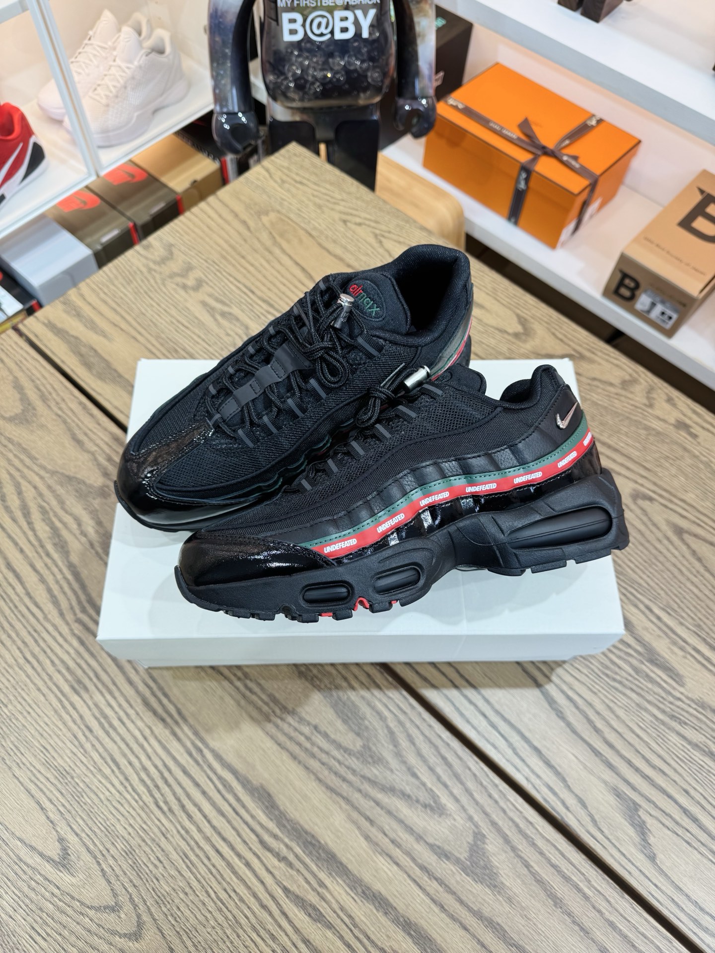 UNDEFEATED 聯名款 AirMax 95 OG 黑紅 IB4453-001