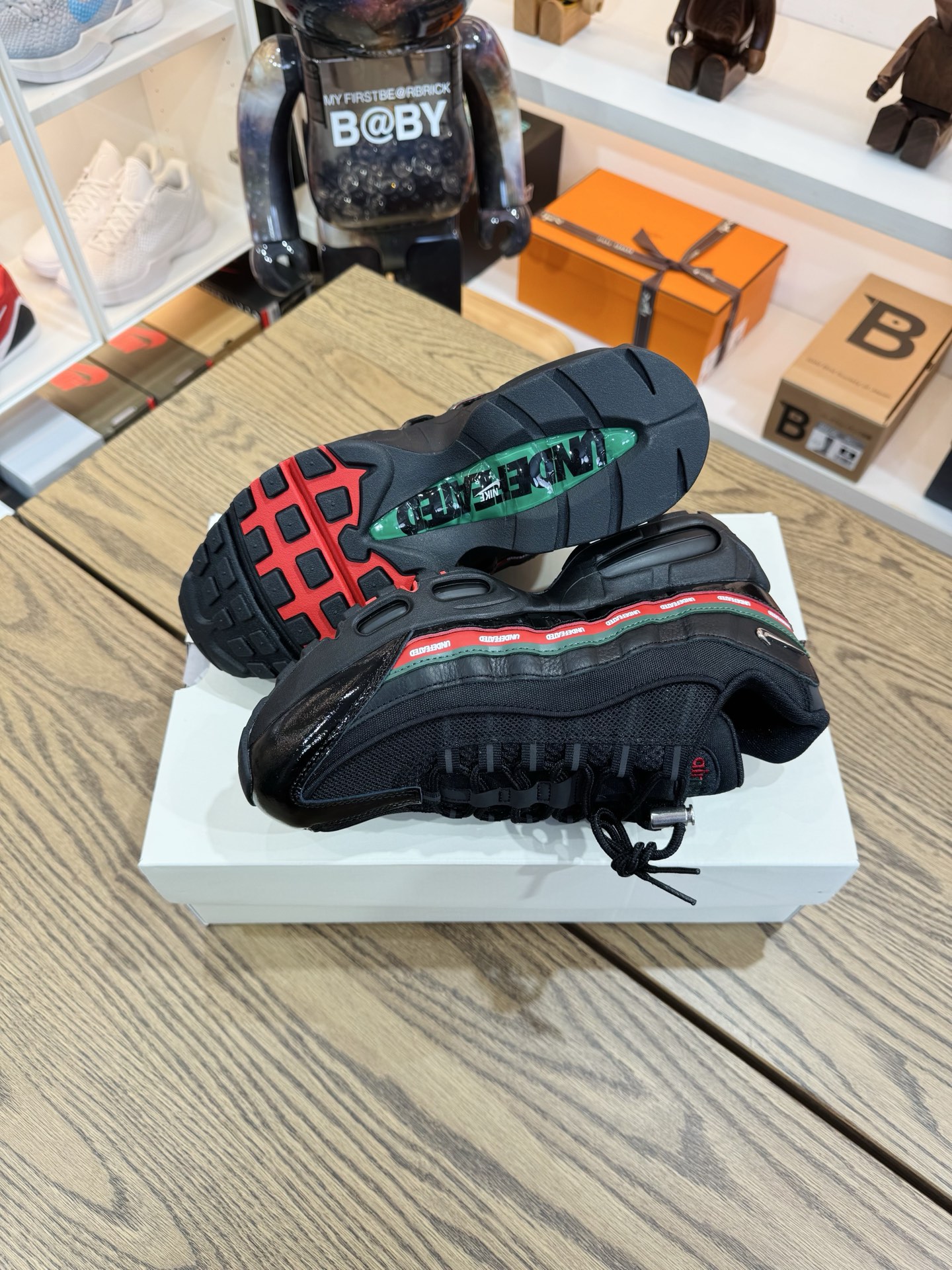 UNDEFEATED 聯名款 AirMax 95 OG 黑紅 IB4453-001