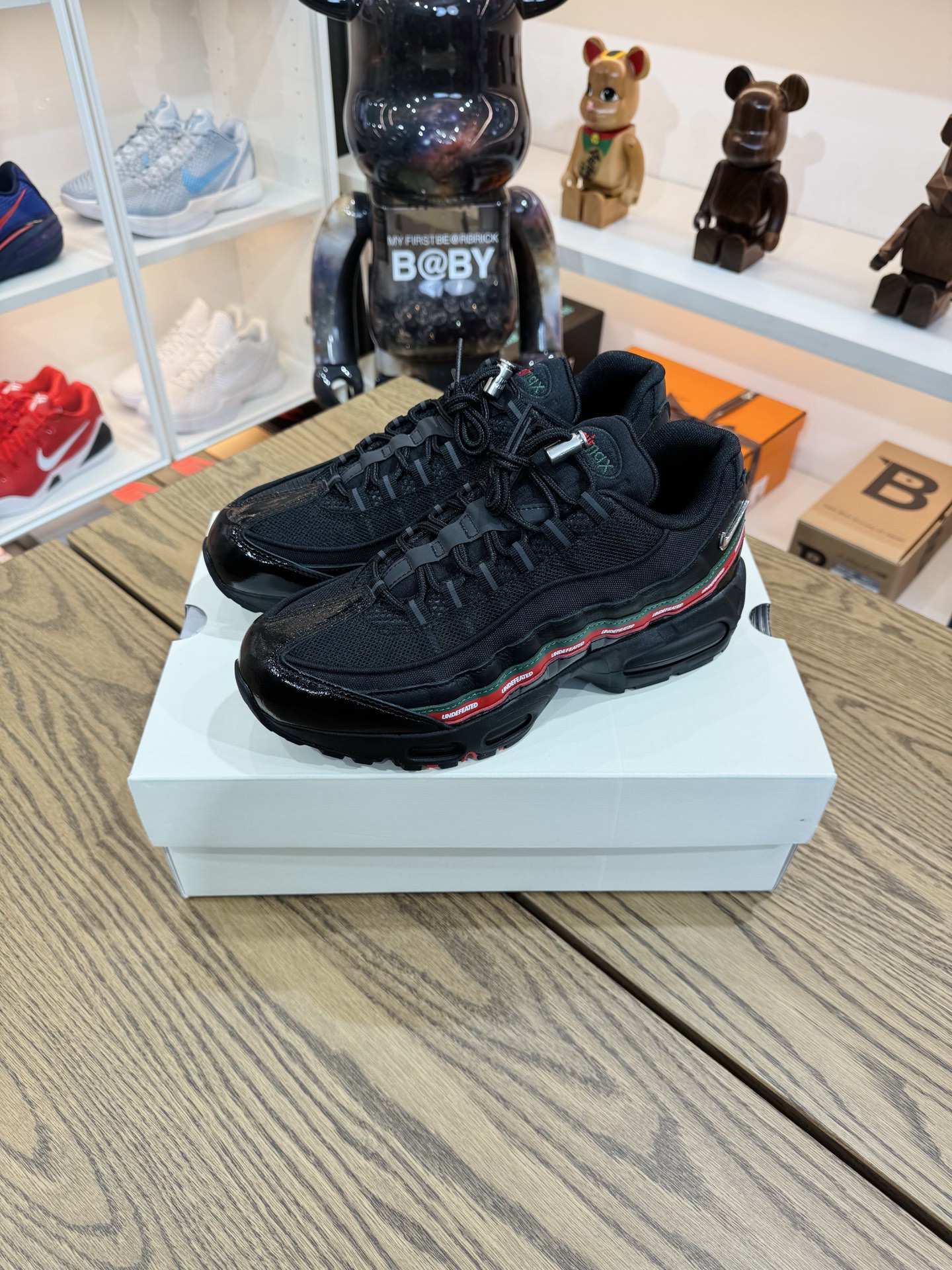 UNDEFEATED 聯名款 AirMax 95 OG 黑紅 IB4453-001