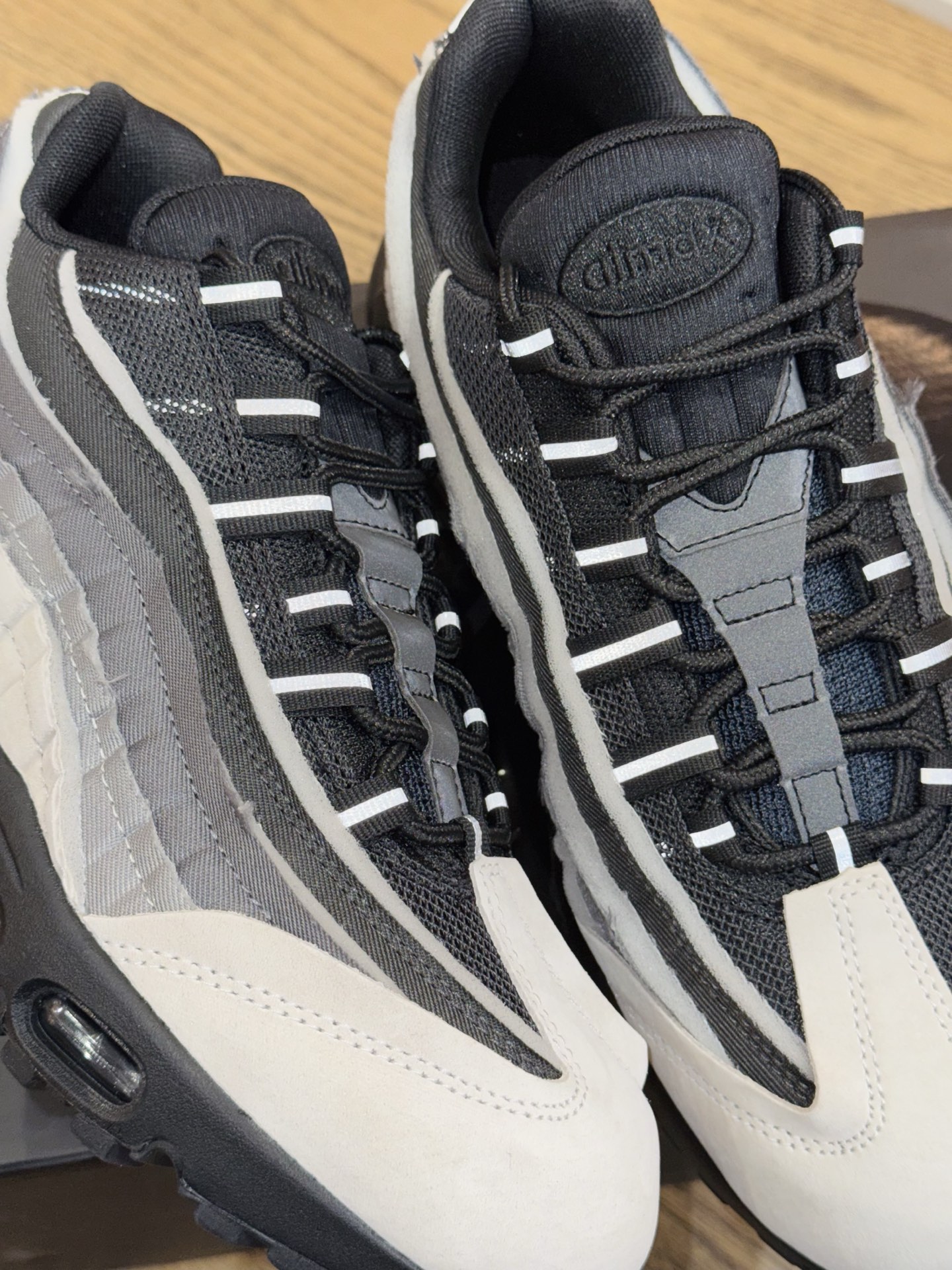 CDG x AirMax 95 黑白灰 CU8406-101 
